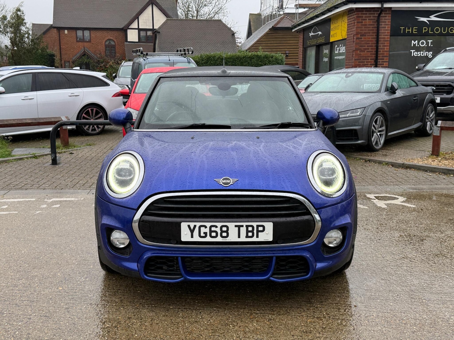 Used MINI Convertible 2019 for sale - 76996879: Photo 9