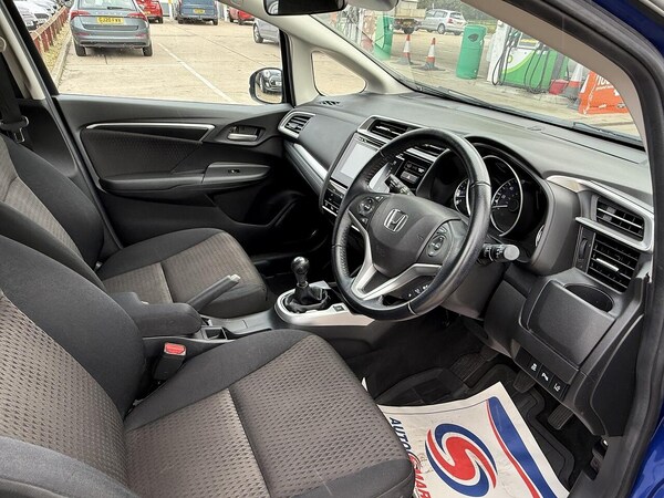 Used Honda Jazz 2018 for sale - 76326614: Photo 21