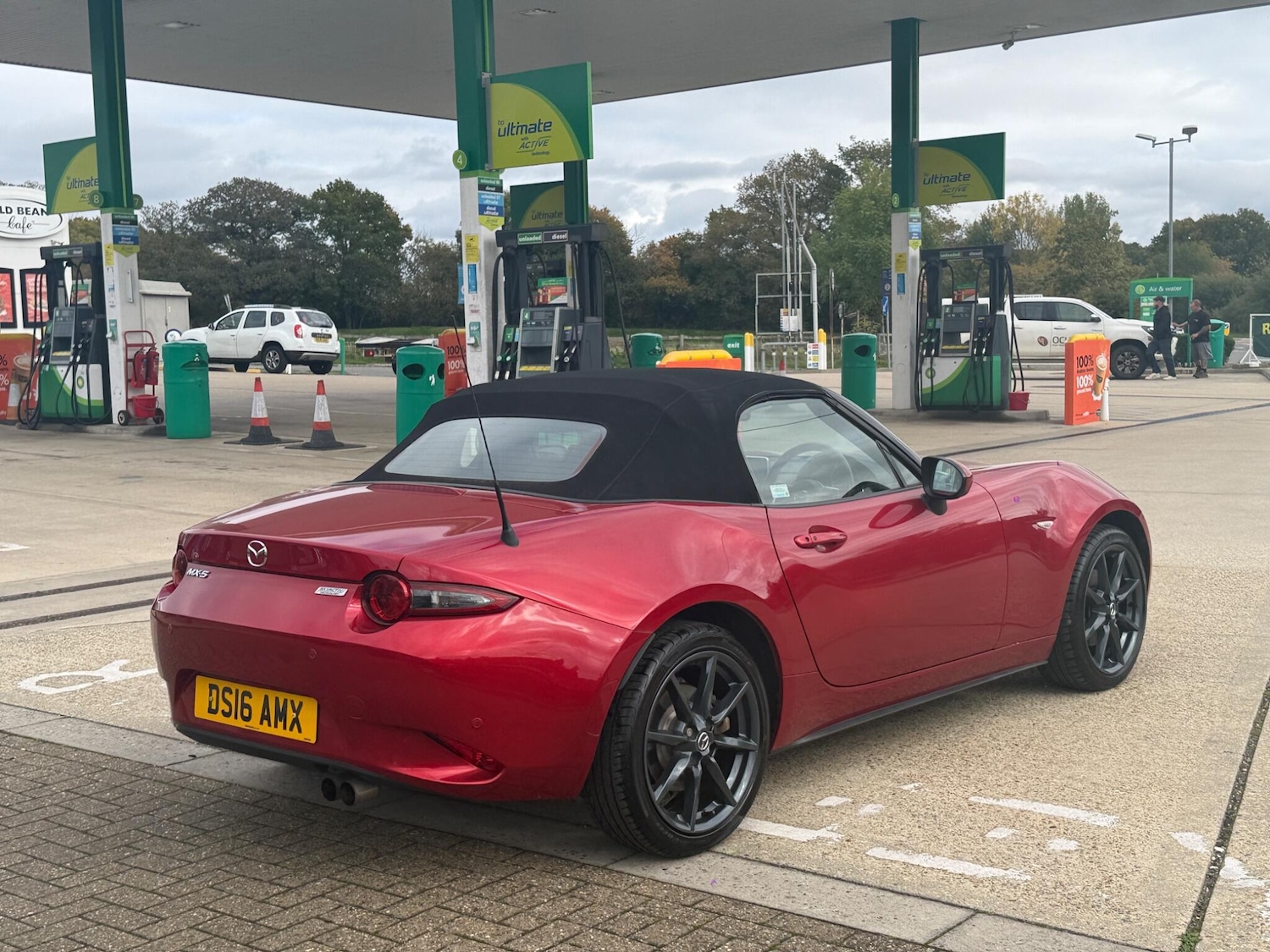 Used Mazda MX-5 2016 for sale - 76108881: Photo 6