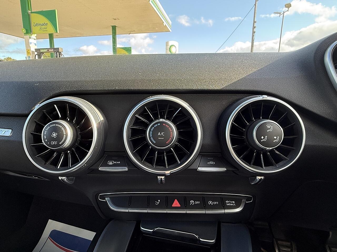 Used Audi TT 2015 for sale - 76371661: Photo 29