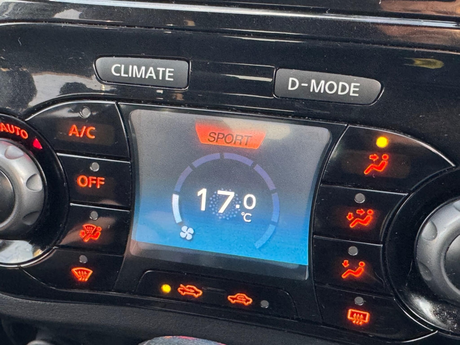 Used Nissan Juke 2013 for sale - 76485394: Photo 20