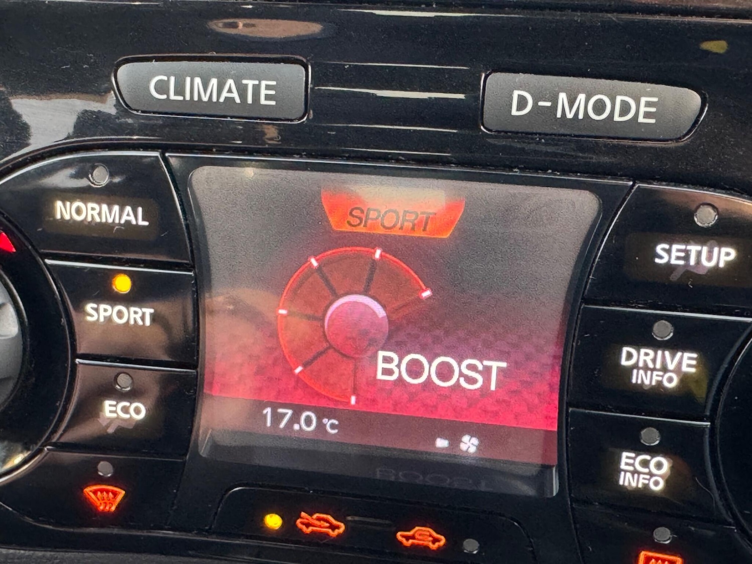 Used Nissan Juke 2013 for sale - 76485394: Photo 24