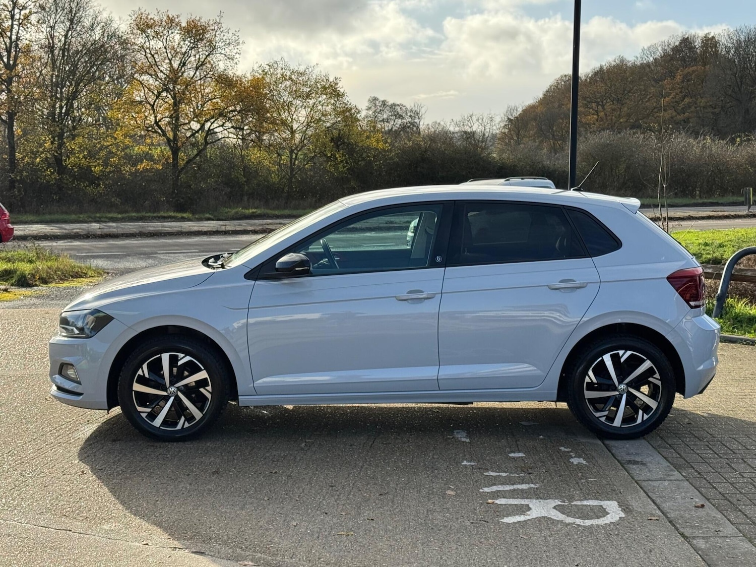 Used Volkswagen Polo for sale - 77174930: Photo 5