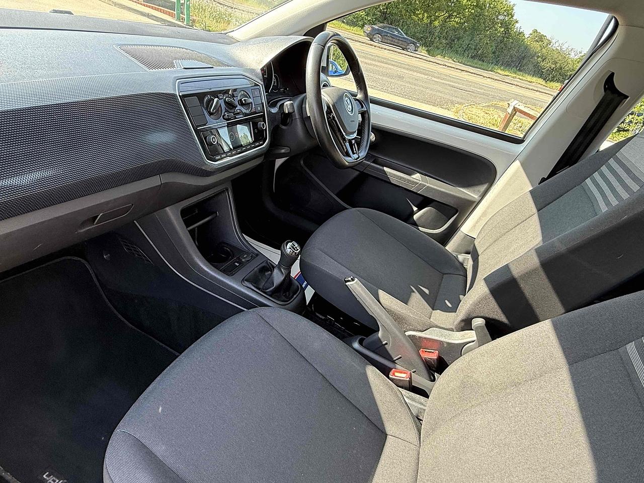 Used Volkswagen up! 2016 for sale - 75883889: Photo 22