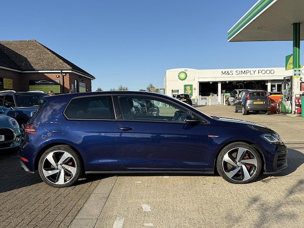 Used Volkswagen Golf 2017 for sale - 76020617: Photo 11