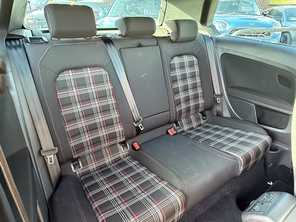 Used Volkswagen Golf 2017 for sale - 76020617: Photo 24