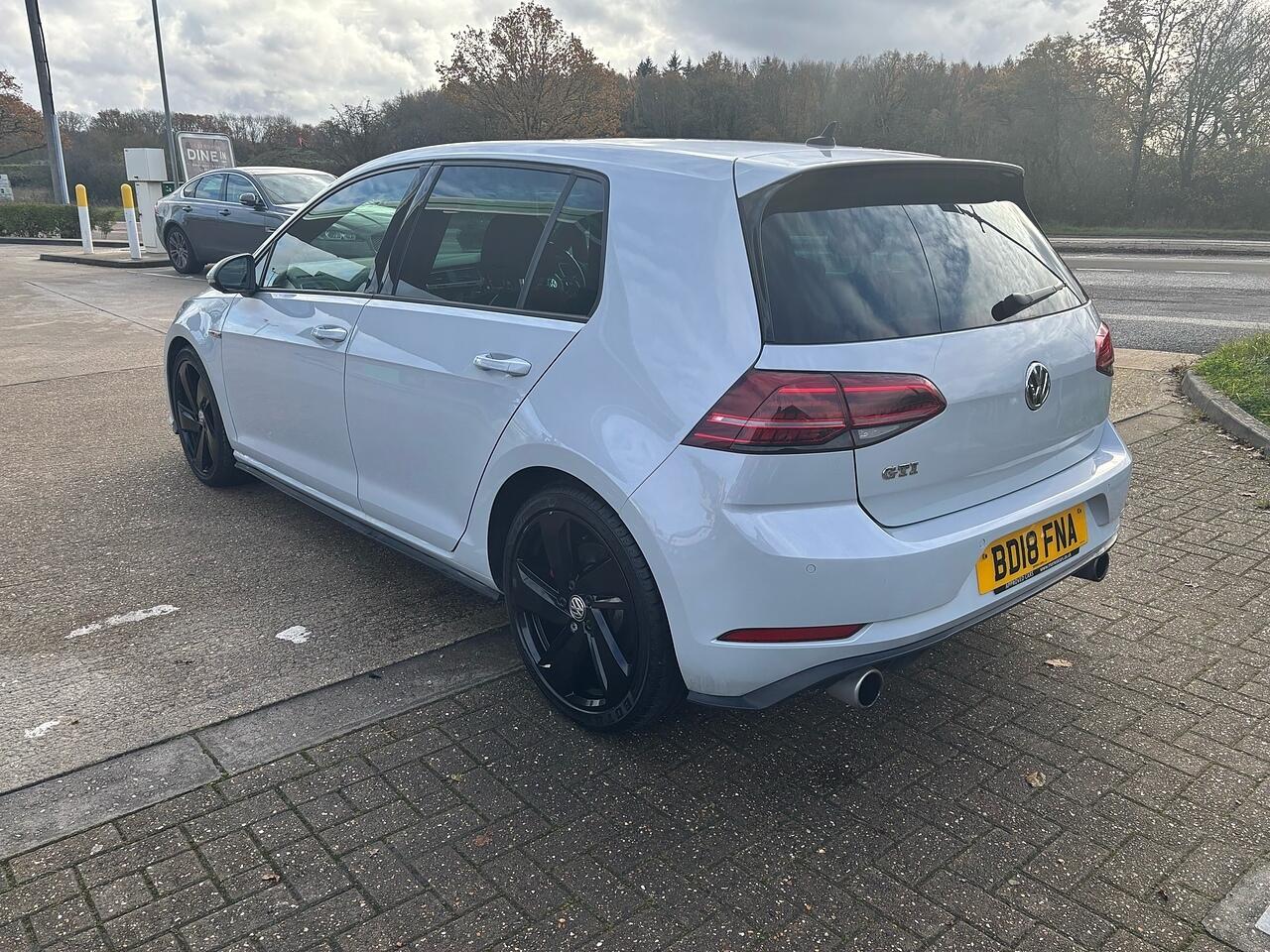 Used Volkswagen Golf 2018 for sale - 76832581: Photo 5