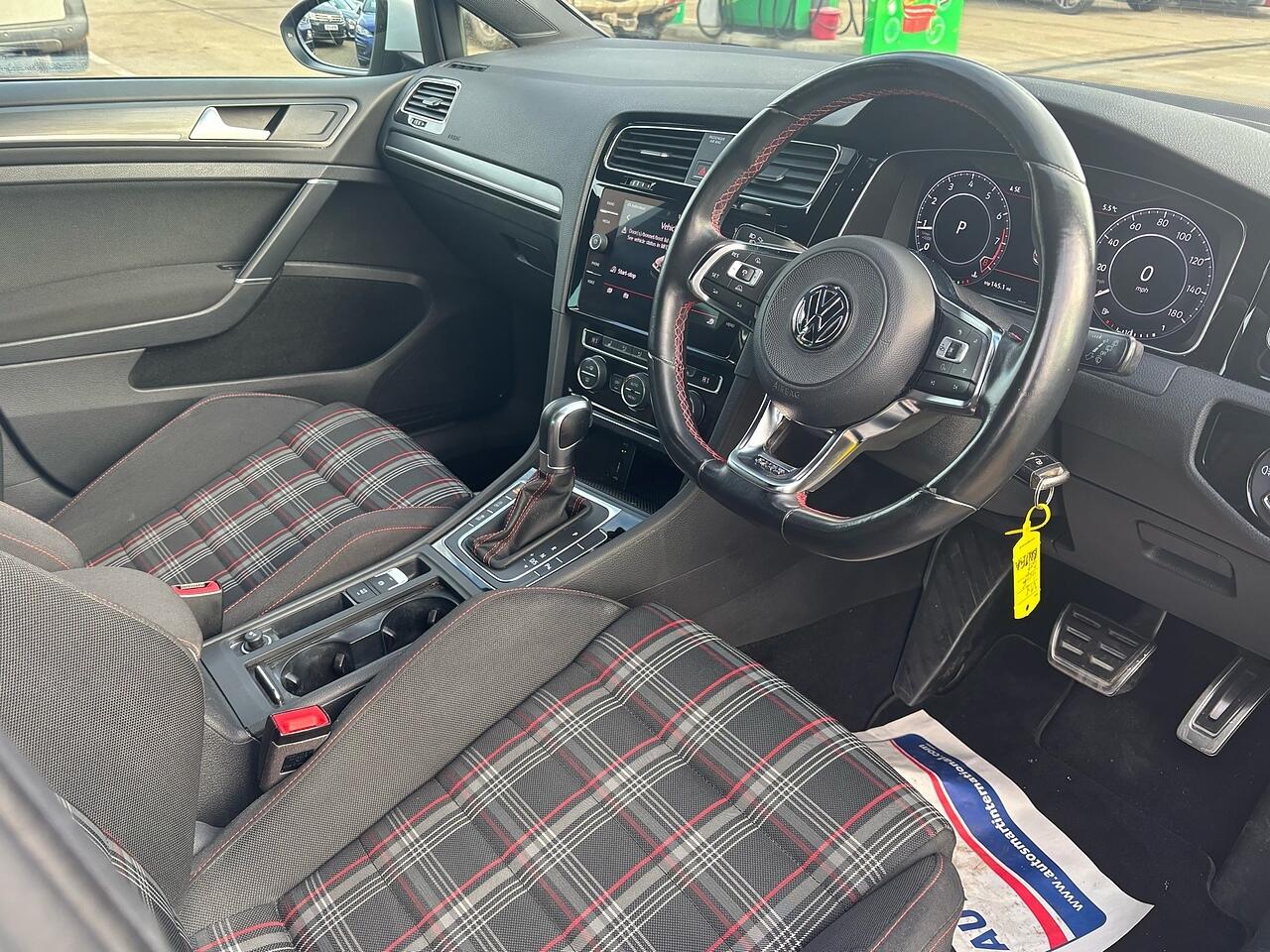 Used Volkswagen Golf 2018 for sale - 76832581: Photo 9