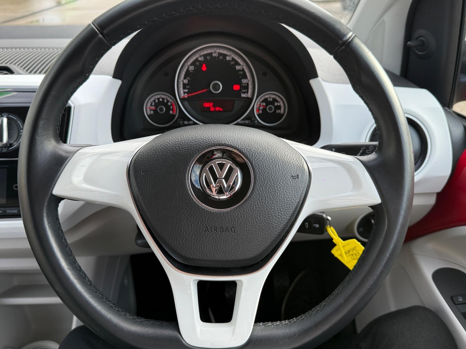 Used Volkswagen up! 2017 for sale - 76633353: Photo 18