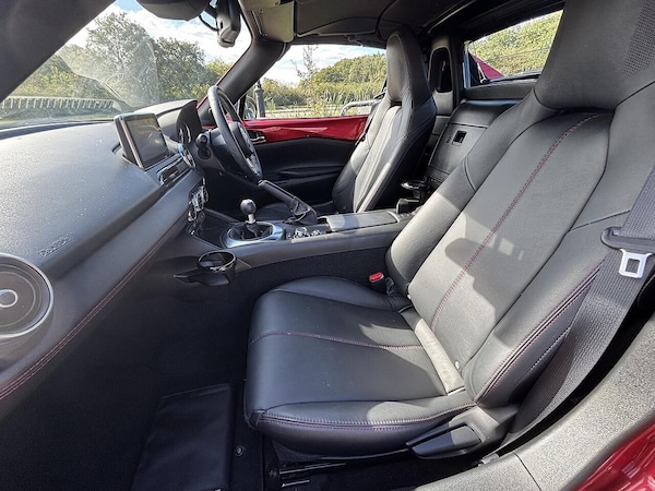 Used Mazda MX-5 RF 2017 for sale - 76072292: Photo 10