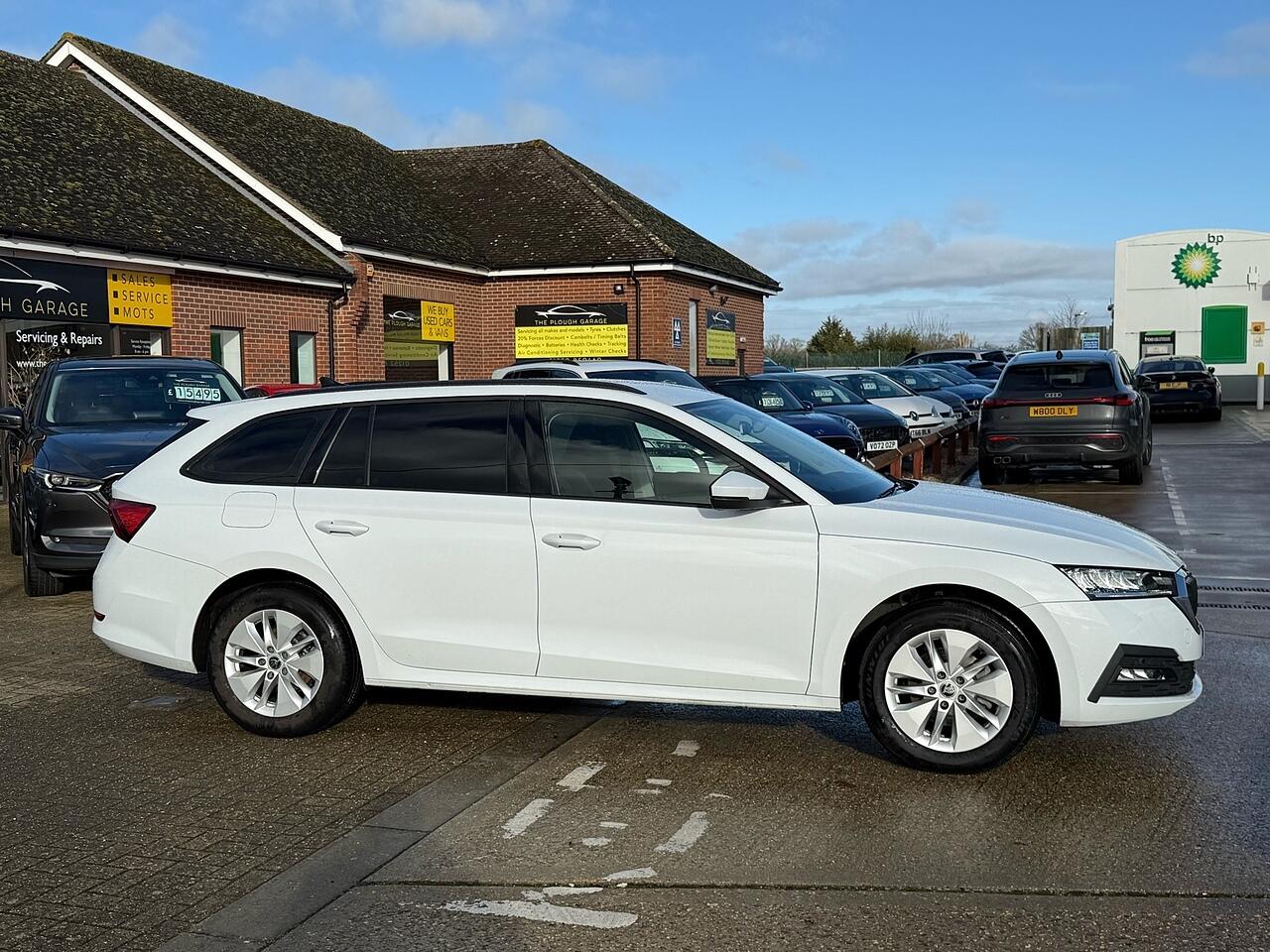 Used Skoda Octavia 2023 for sale - 77230436: Photo 4