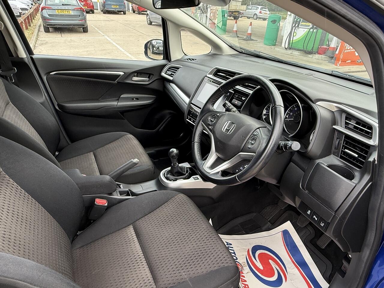 Used Honda Jazz 2018 for sale - 77108902: Photo 21