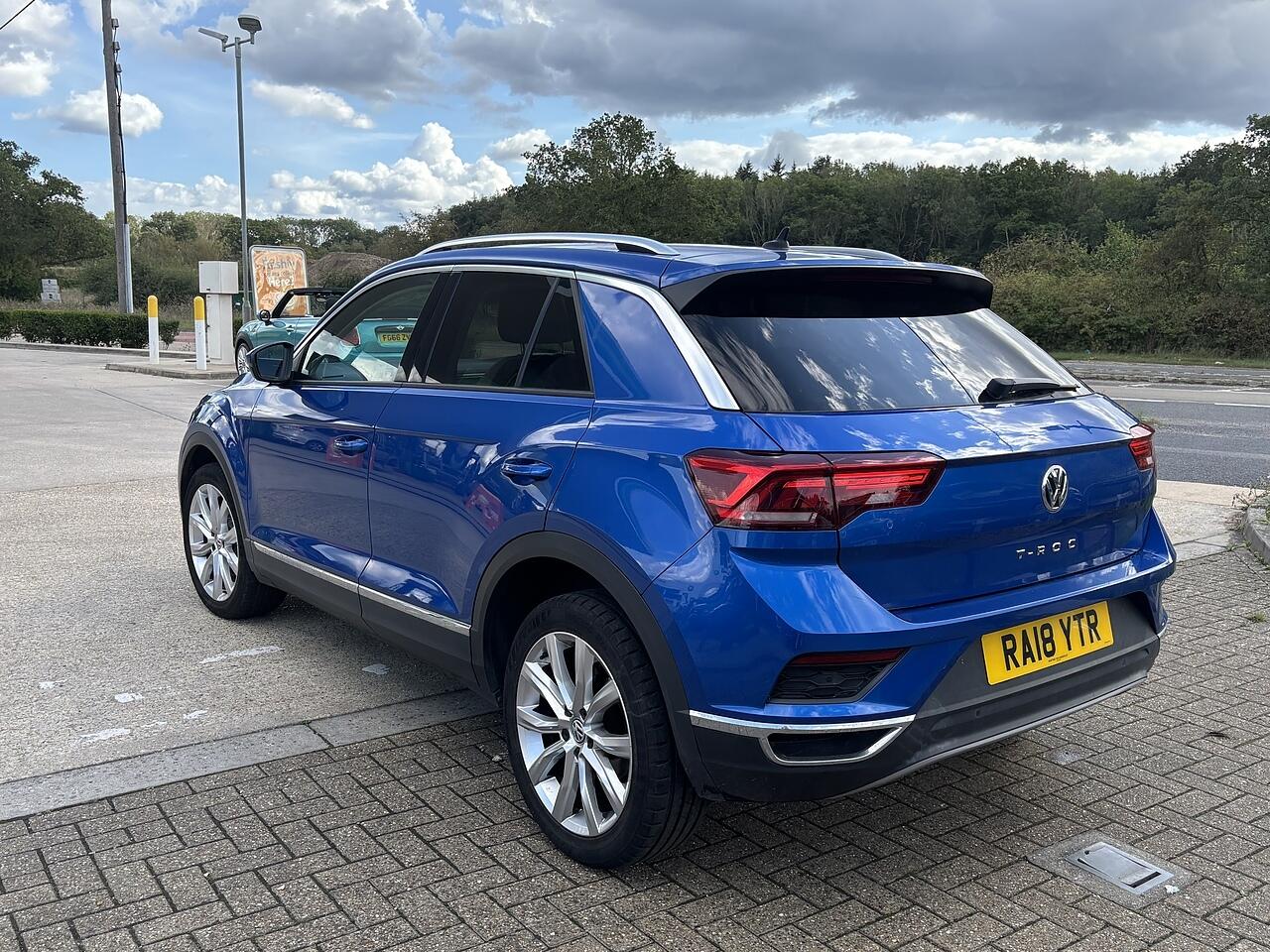 Used Volkswagen T-Roc 2018 for sale - 75883900: Photo 3