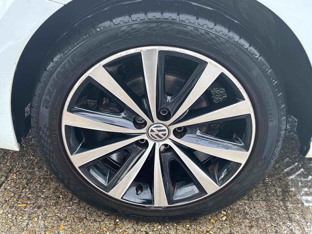 Used Volkswagen Polo 2017 for sale - 77155700: Photo 15