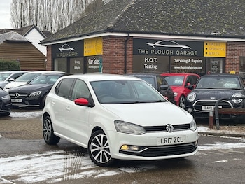 Used Volkswagen Polo 2017 for sale - 77155700: Photo