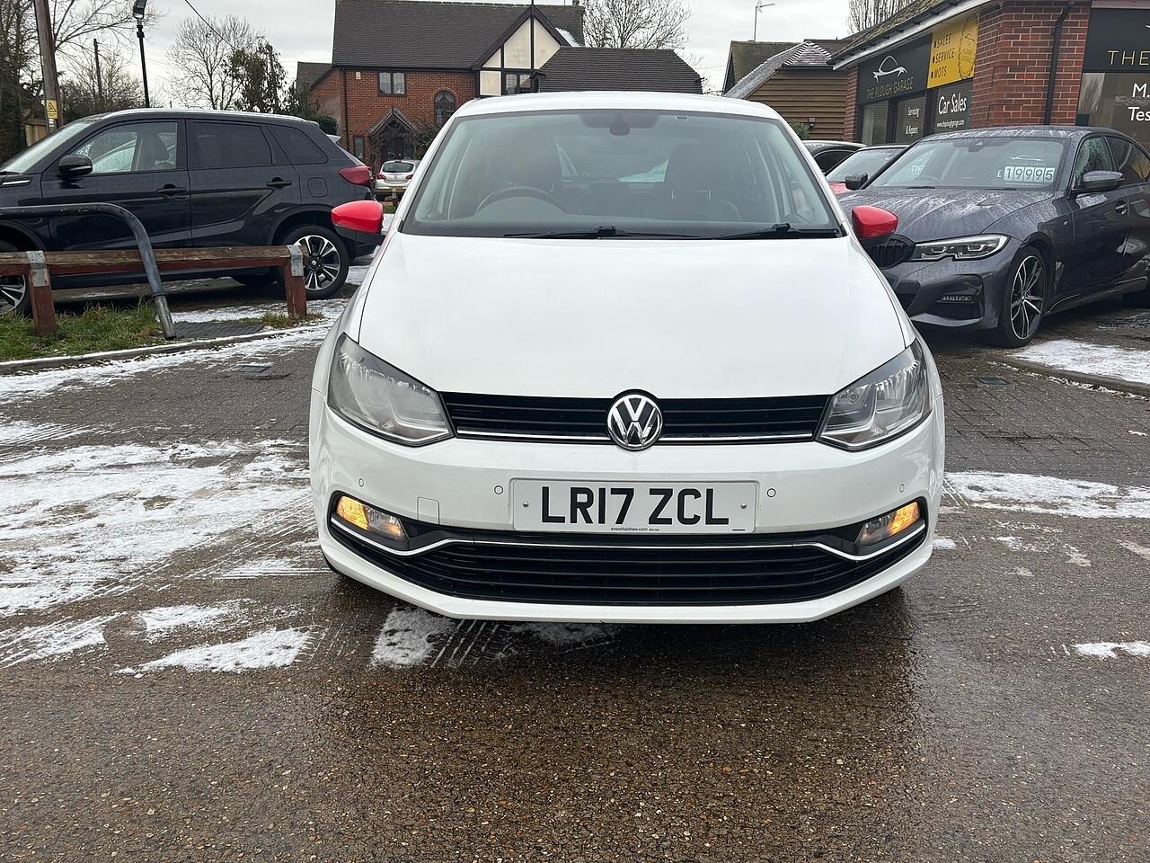 Used Volkswagen Polo 2017 for sale - 77155700: Photo 9