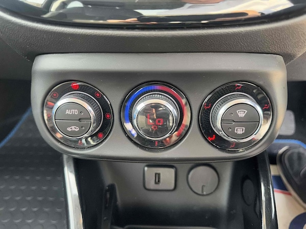 Used Vauxhall ADAM 2016 for sale - 75884314: Photo 46