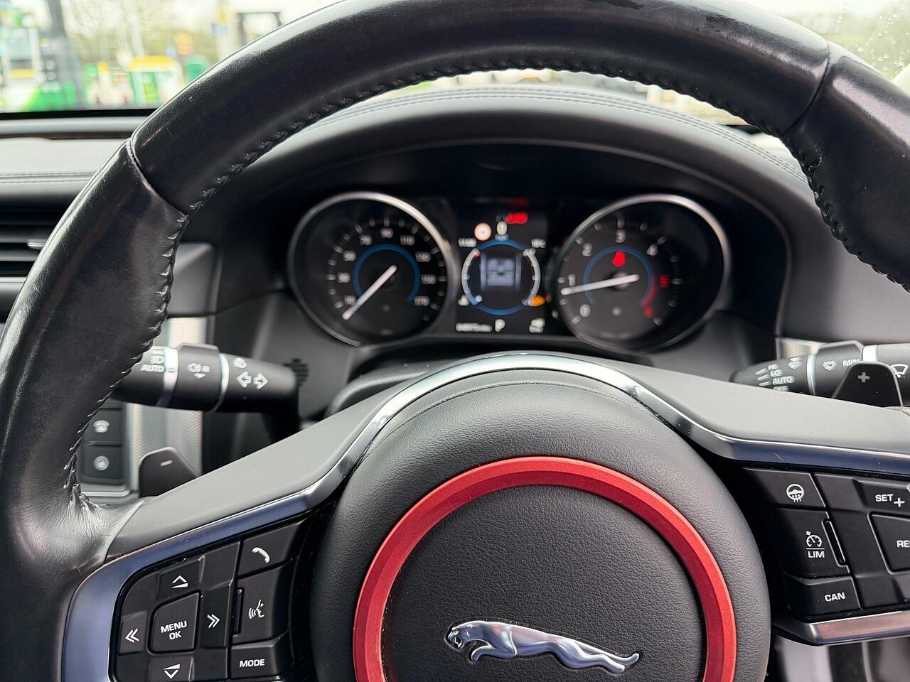 Used Jaguar XF 2017 for sale - 77174932: Photo 14