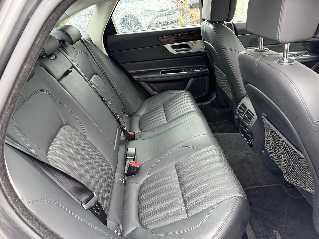 Used Jaguar XF 2017 for sale - 77174932: Photo 17