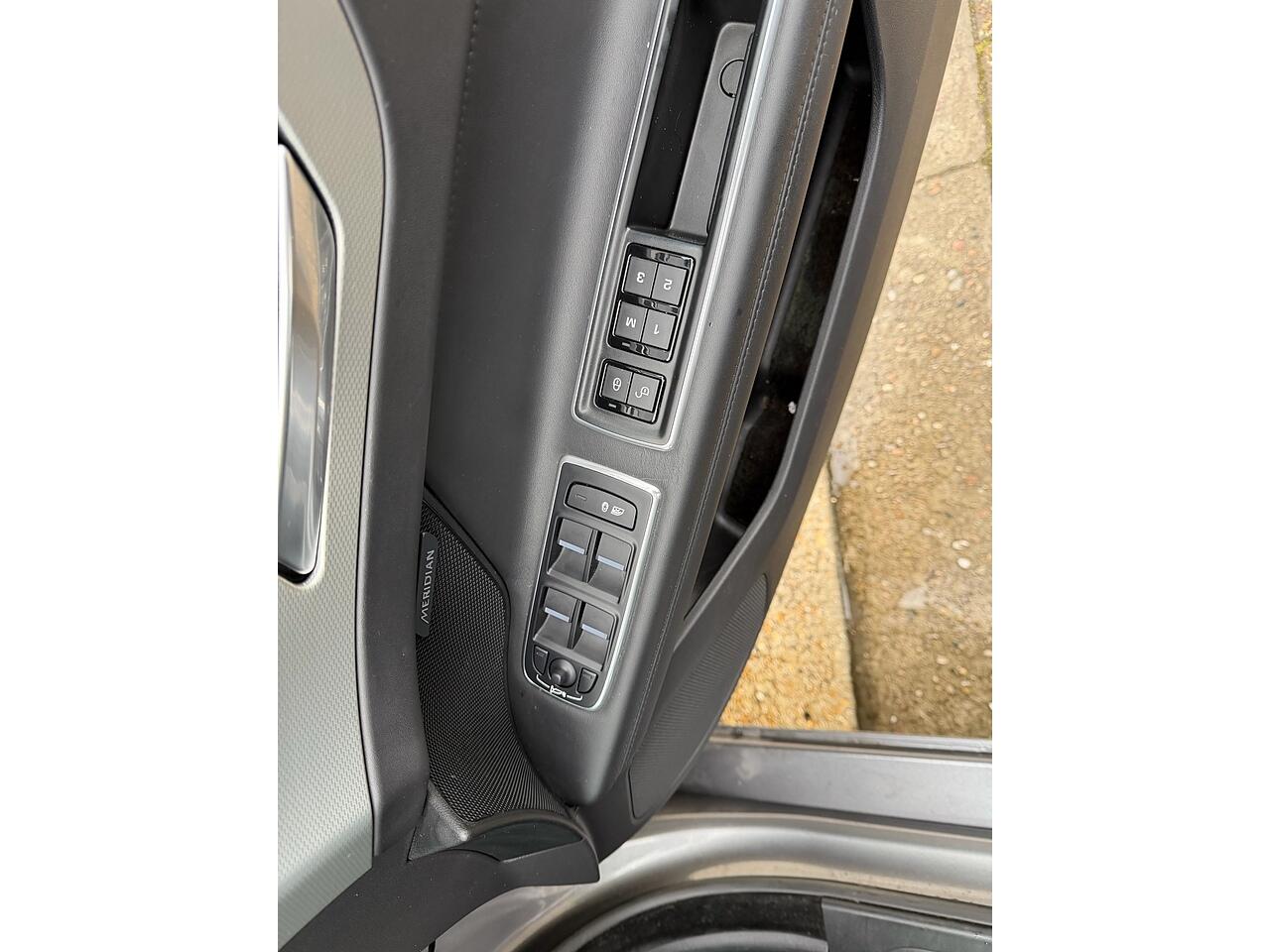 Used Jaguar XF 2017 for sale - 77174932: Photo 19