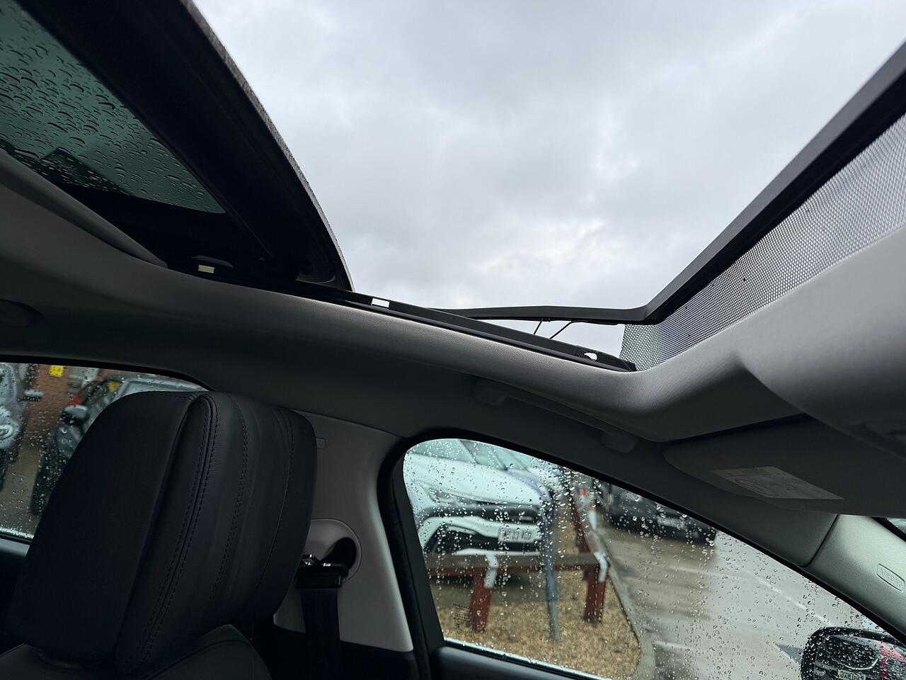 Used Jaguar XF 2017 for sale - 77174932: Photo 23