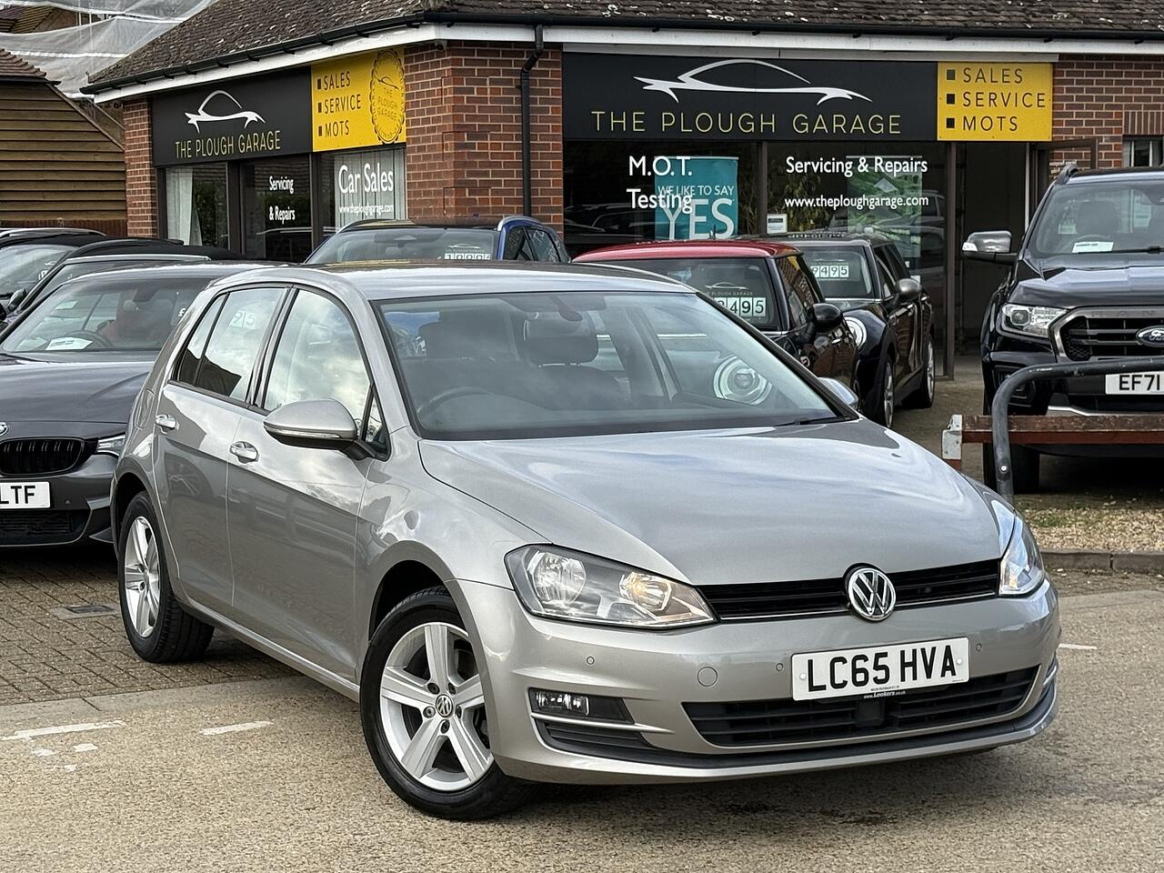 Used Volkswagen Golf 2015 for sale - 76377319: Photo 2
