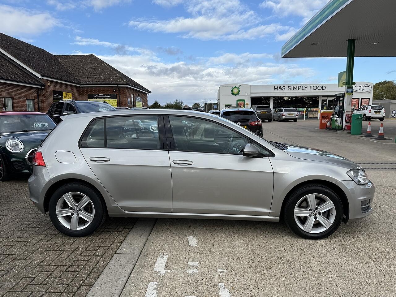 Used Volkswagen Golf 2015 for sale - 76377319: Photo 21