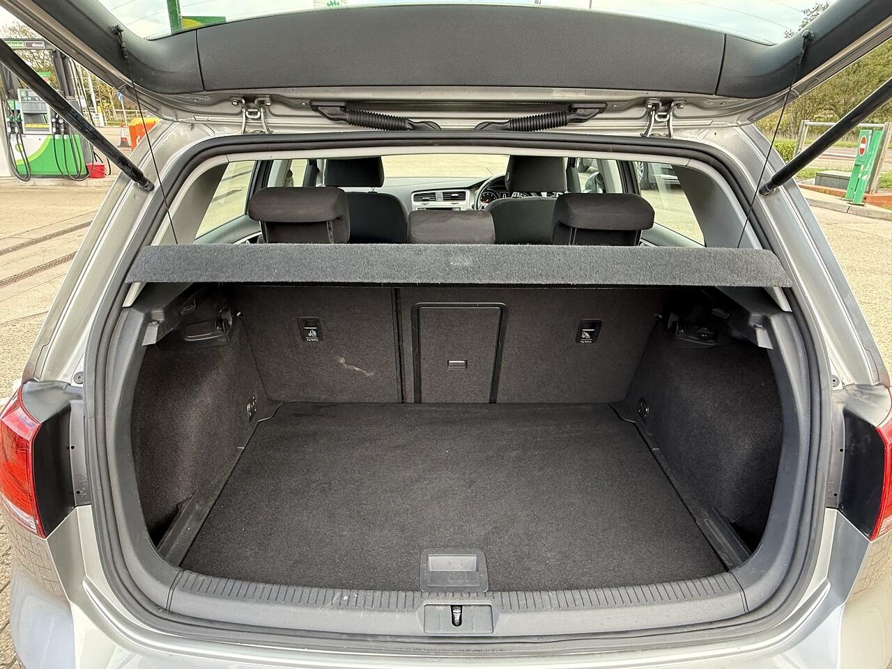 Used Volkswagen Golf 2015 for sale - 76377319: Photo 30