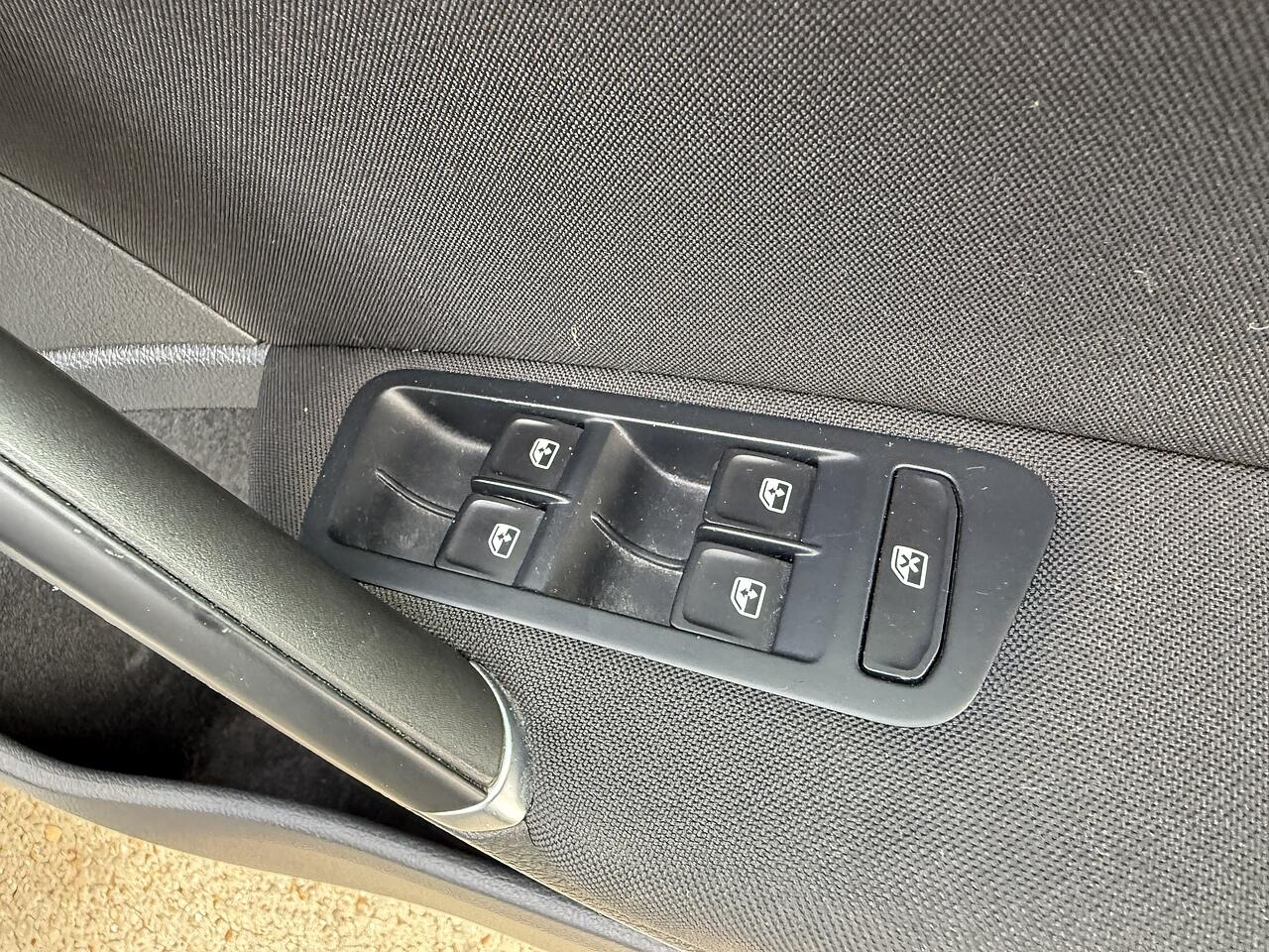 Used Volkswagen Golf 2015 for sale - 76377319: Photo 38
