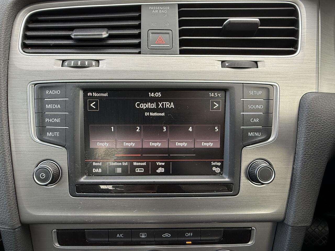 Used Volkswagen Golf 2015 for sale - 76377319: Photo 40