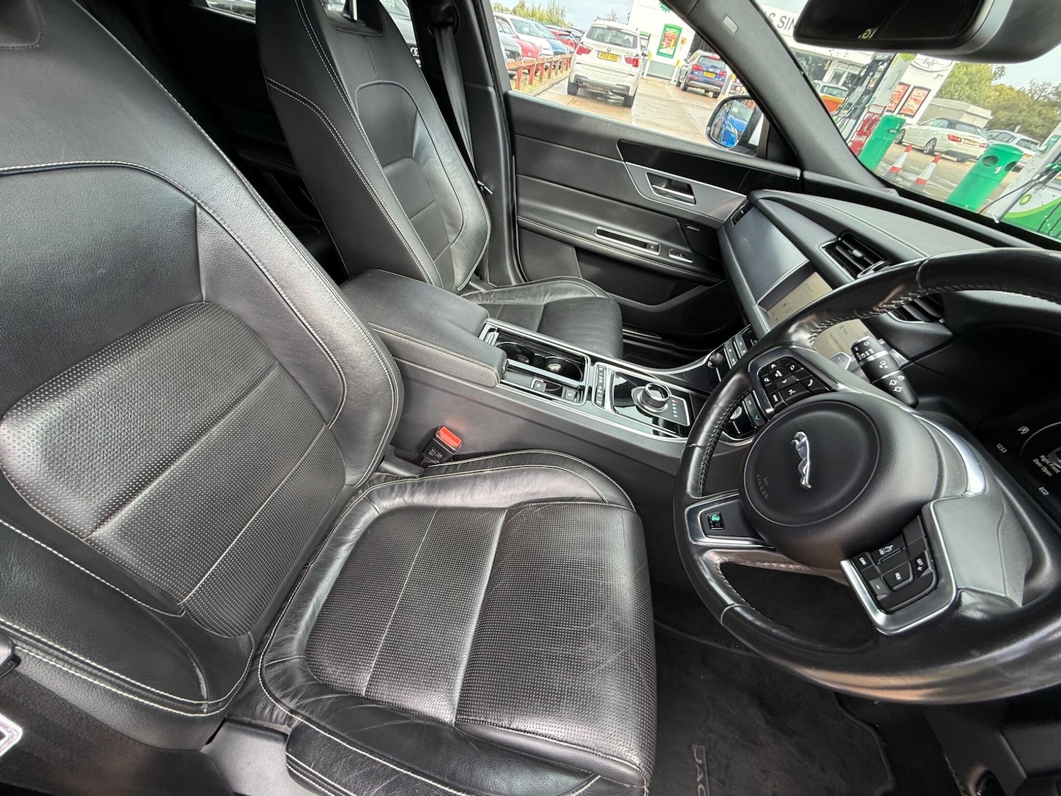 Used Jaguar XF 2019 for sale - 76175244: Photo 13