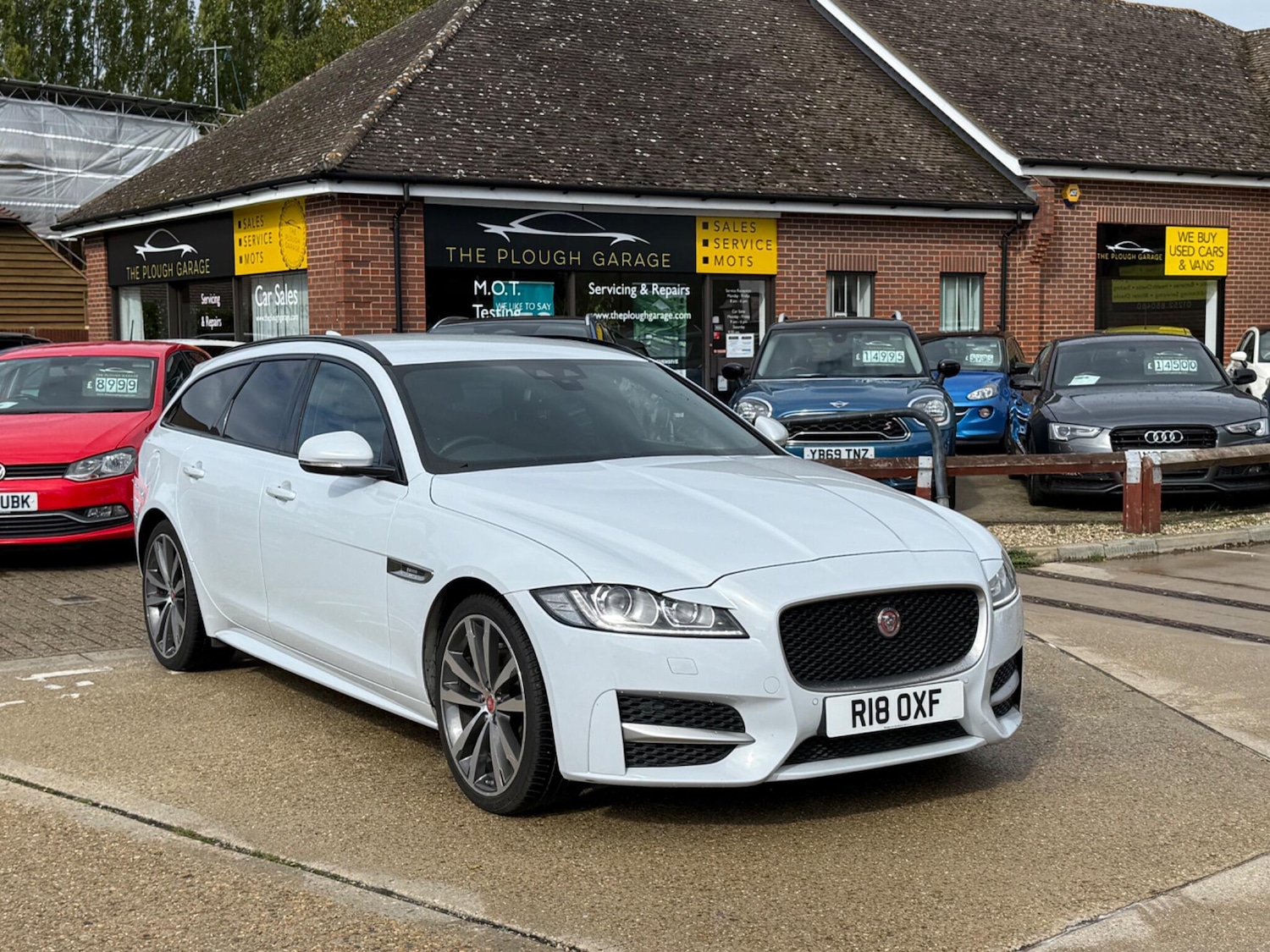 Used Jaguar XF 2019 for sale - 76175244: Photo 2