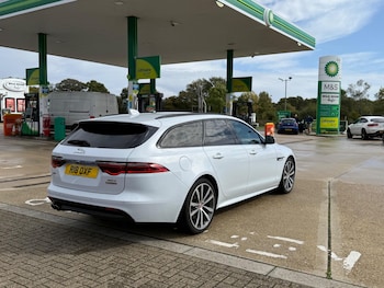 Used Jaguar XF 2019 for sale - 76175244: Photo