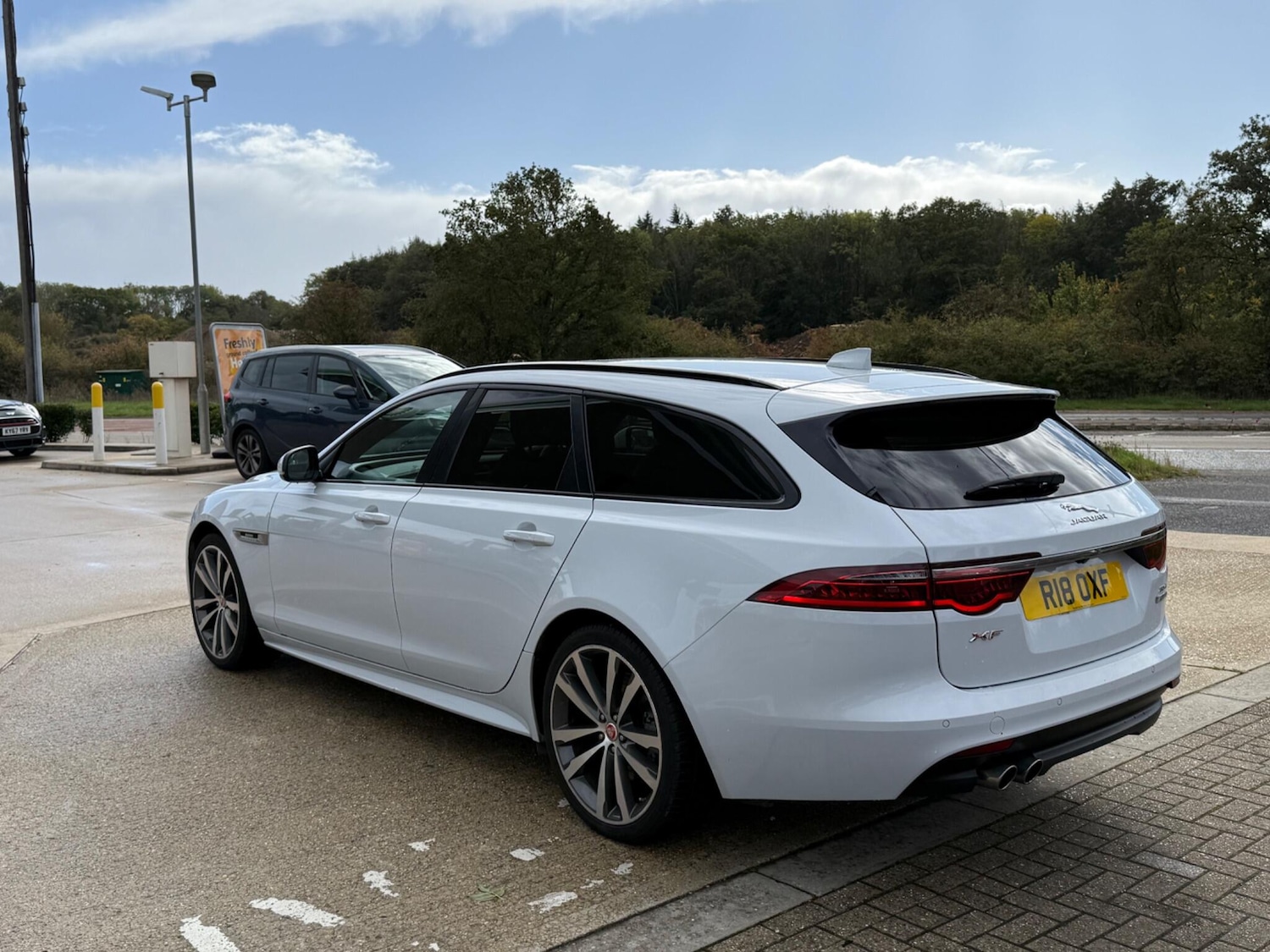 Used Jaguar XF 2019 for sale - 76175244: Photo 6