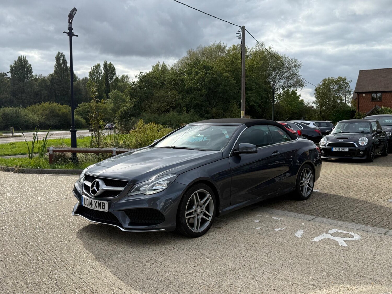 Used Mercedes-Benz E-Class 2014 for sale - 75978241: Photo 8