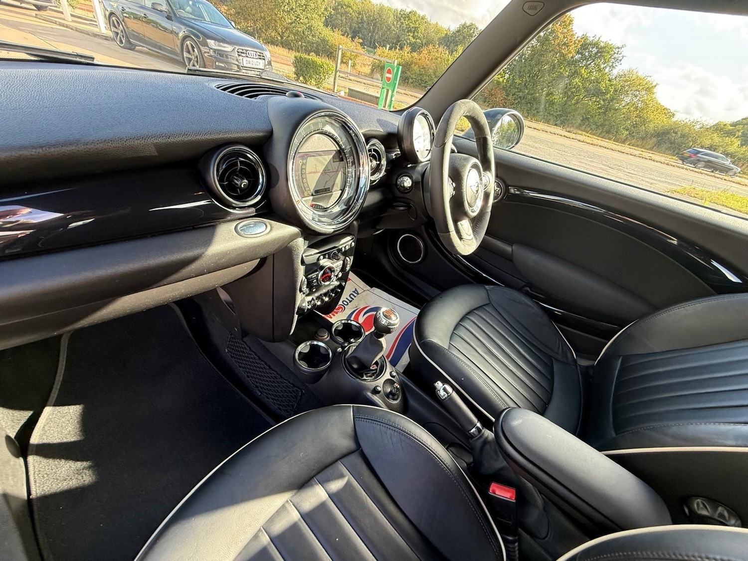 Used MINI Hatch 2011 for sale - 75884214: Photo 13