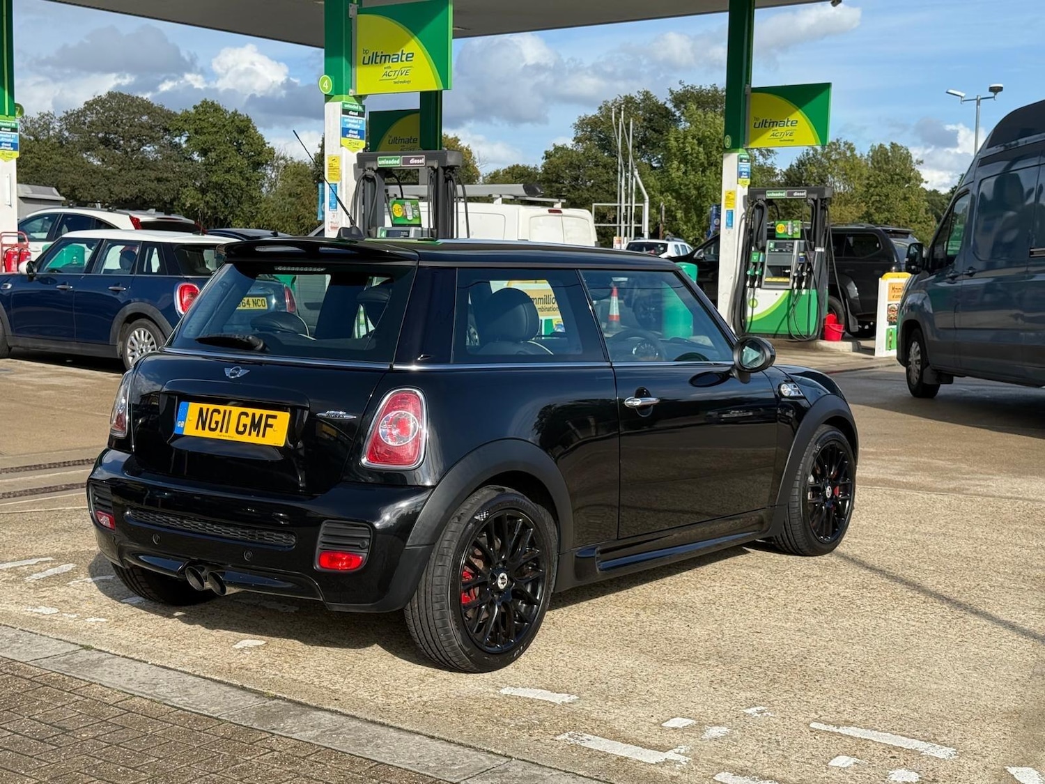 Used MINI Hatch 2011 for sale - 75884214: Photo 4