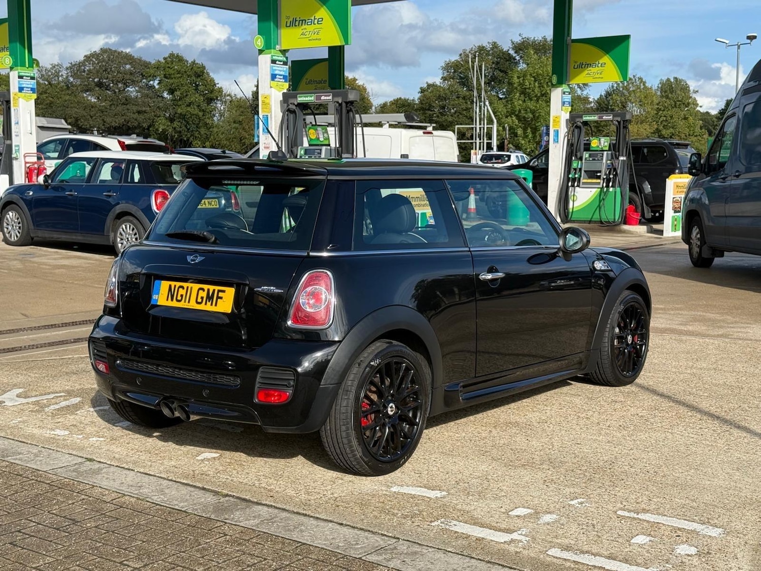 Used MINI Hatch 2011 for sale - 75884214: Photo 5