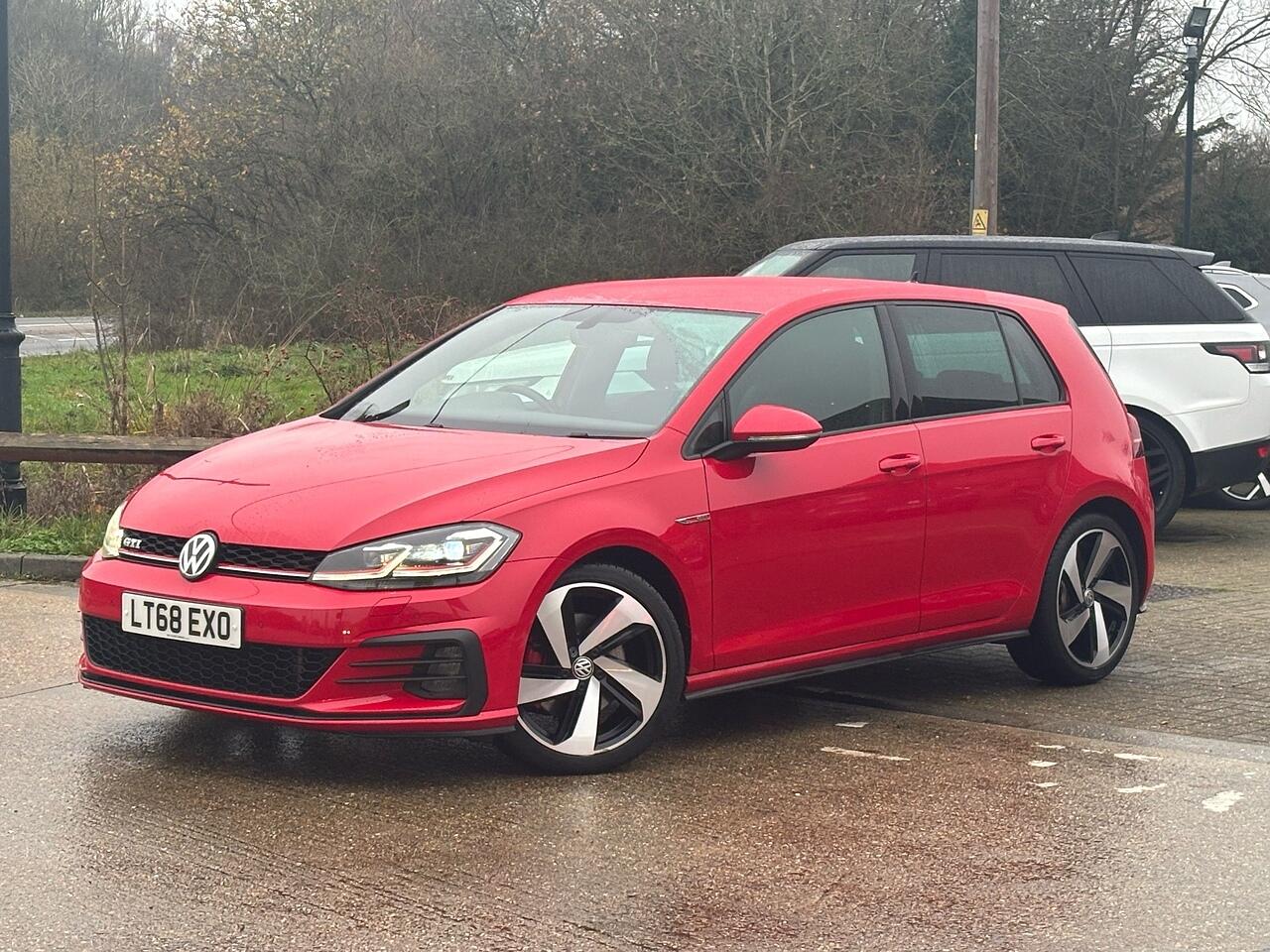 Used Volkswagen Golf 2018 for sale - 76976900: Photo 8