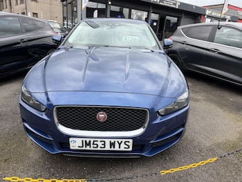 Used Jaguar XE 2015 for sale - 79211323: Photo