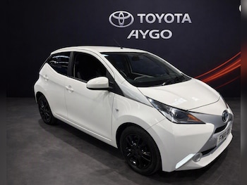 Used Toyota AYGO 2016 for sale - 79442634: Photo