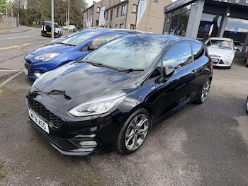 Used Ford Fiesta 2018 for sale - 79442645: Photo