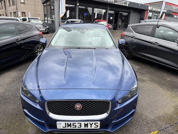 Used Jaguar XE 2015 for sale - 79442671: Photo