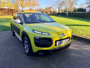 2015 (15) - 1.6 BlueHDi Feel 5dr