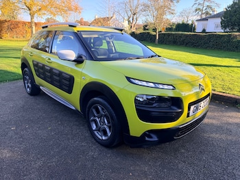 Used Citroen C4 Cactus 2015 for sale - 76830429: Photo