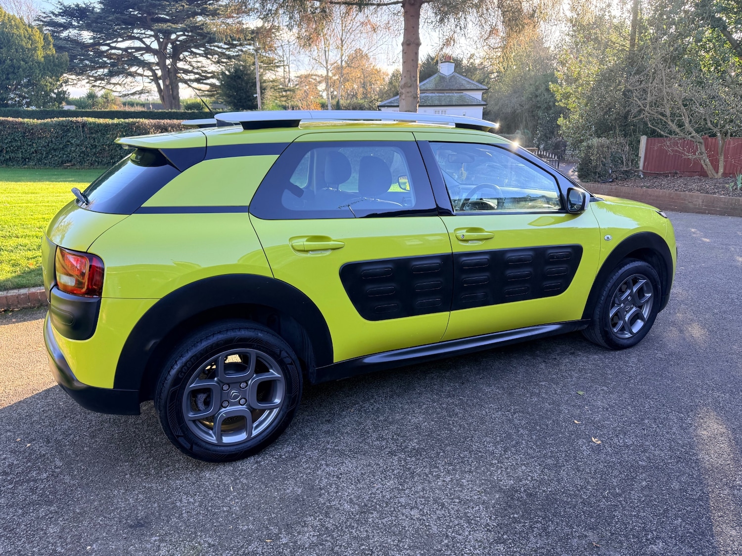 Used Citroen C4 Cactus 2015 for sale - 76830429: Photo 6