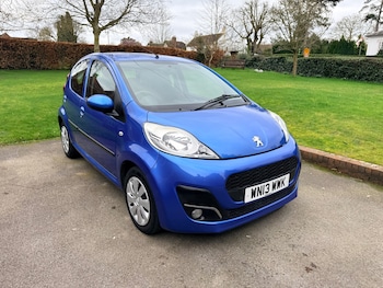 2013 (13) - 1.0 Active 5dr