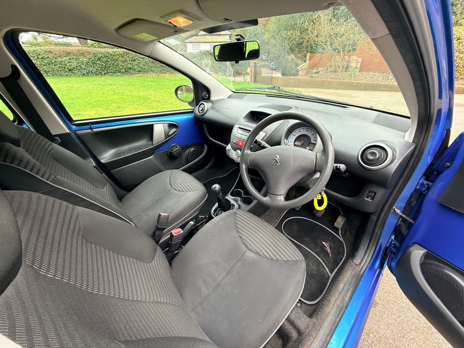 Used Peugeot 107 2013 for sale - 77750238: Photo 24