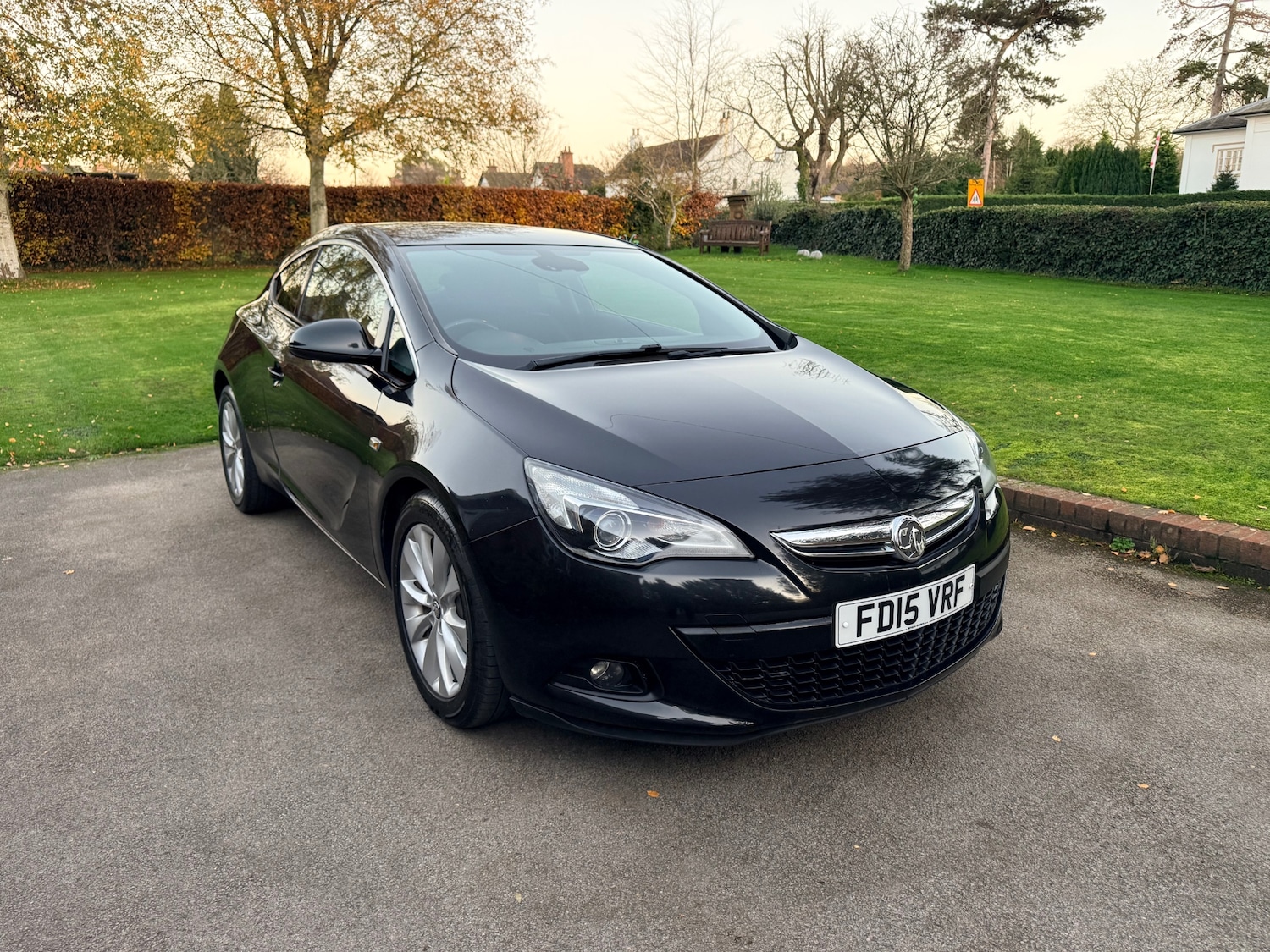 Used Vauxhall Astra GTC 2015 for sale - 76606137: Photo 1