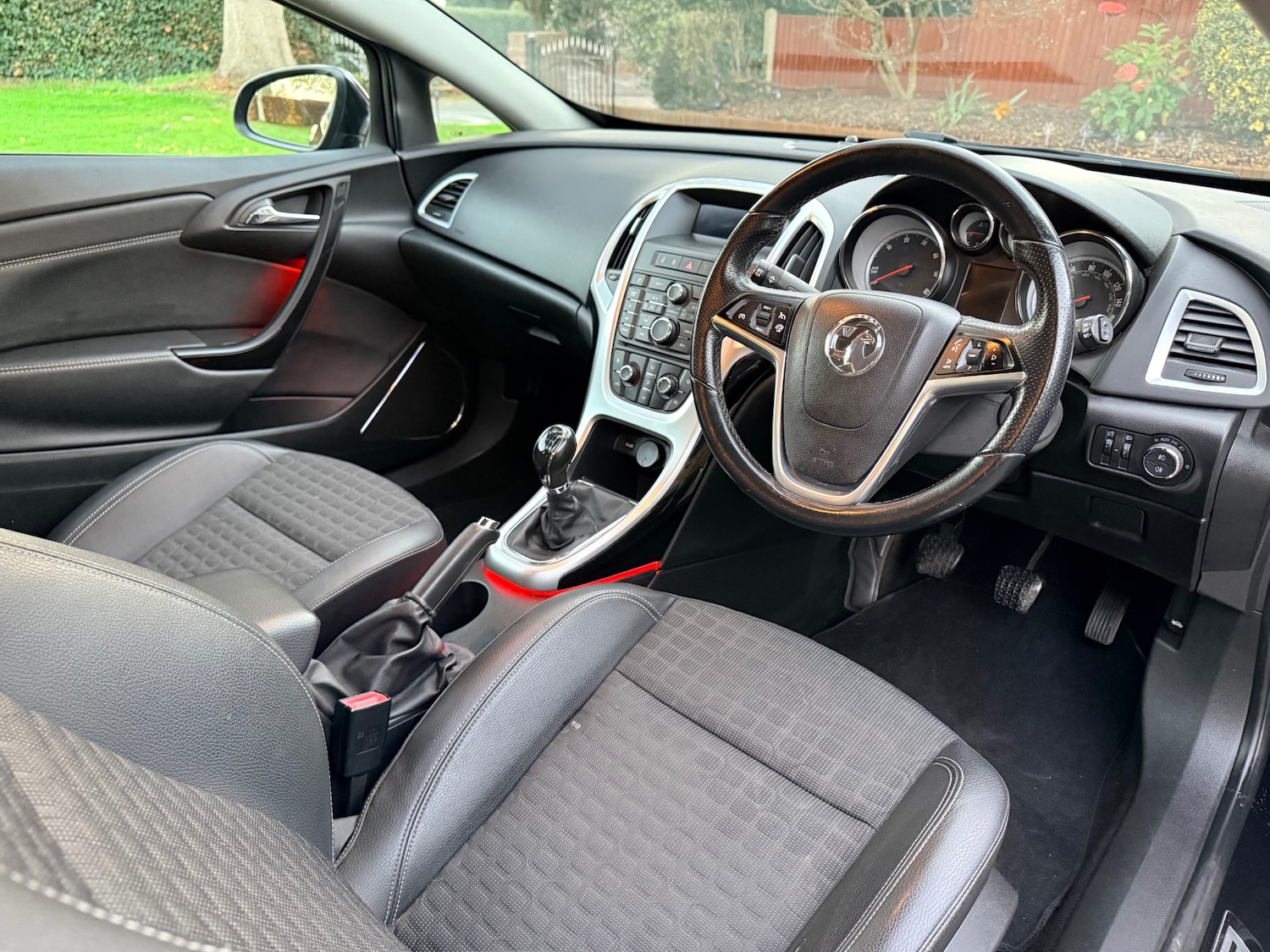 Used Vauxhall Astra GTC 2015 for sale - 76606137: Photo 20